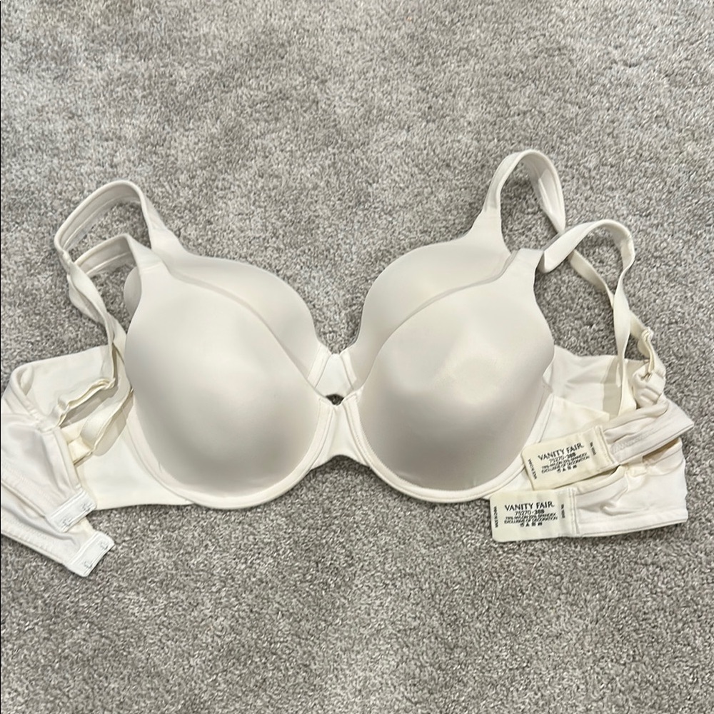 (2) Vanity Fair White Bra with Underwire Support and Adjustable Straps